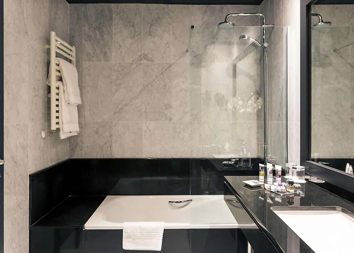 Hotel Mercure Jardines De Albia